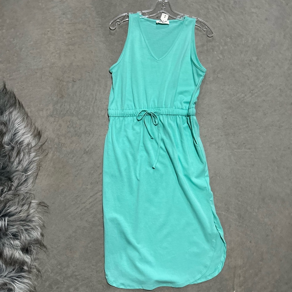 Zenana Outfitters Aqua Sleeveless Midi Dress